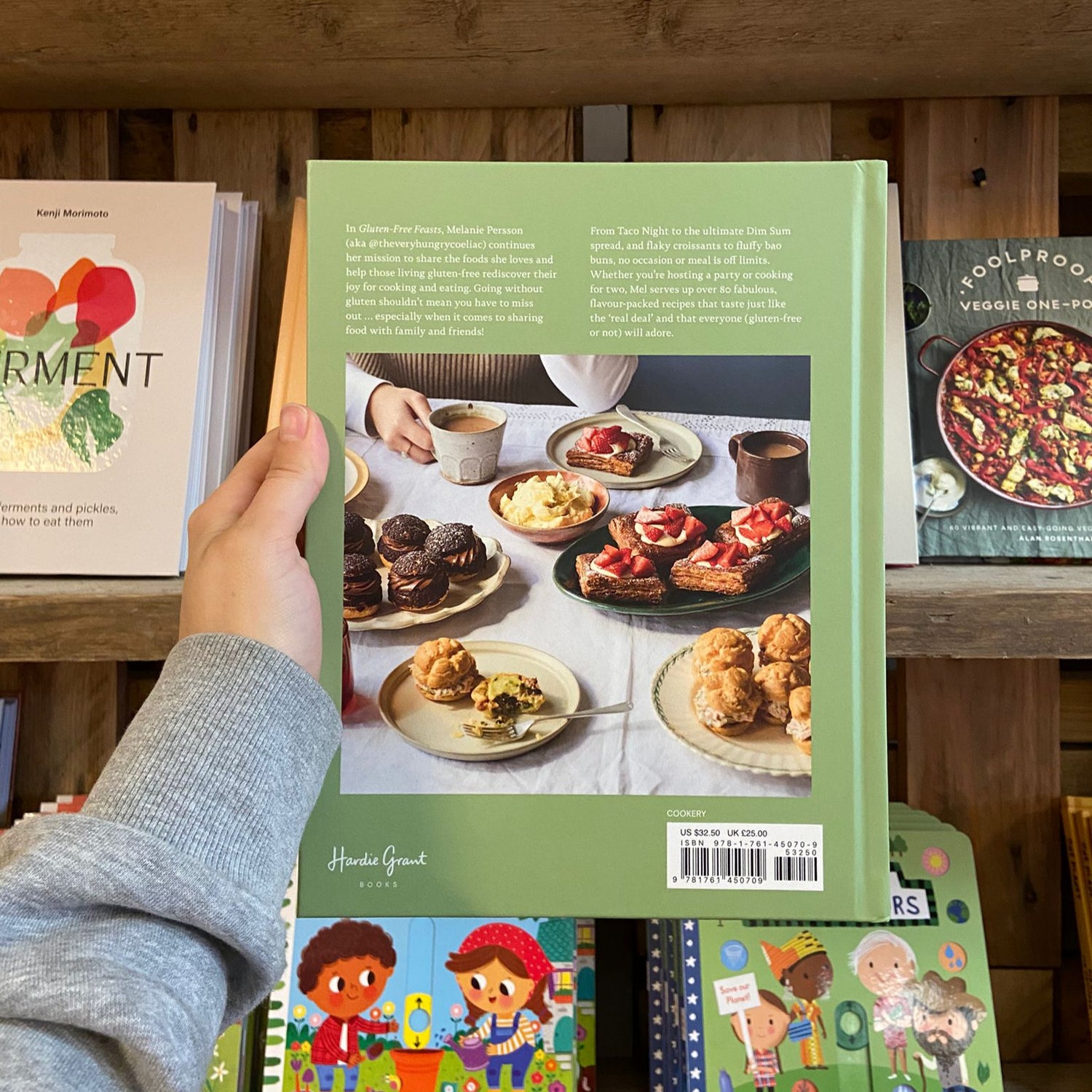 Gluten Free Feasts by Melanie Persson