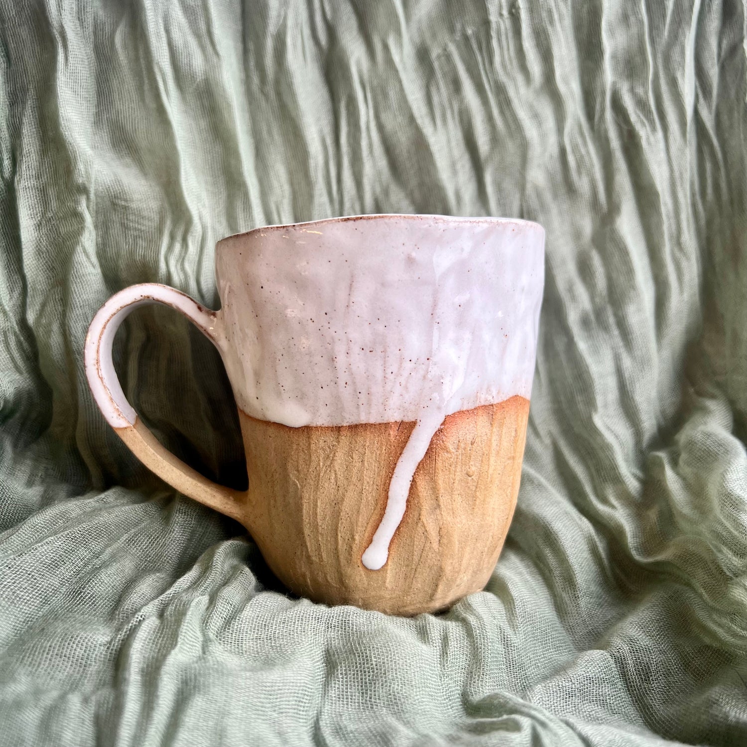 Handle Mug 10