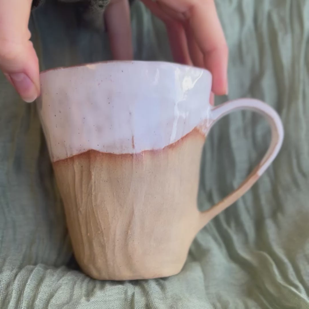 Handle Mug 26