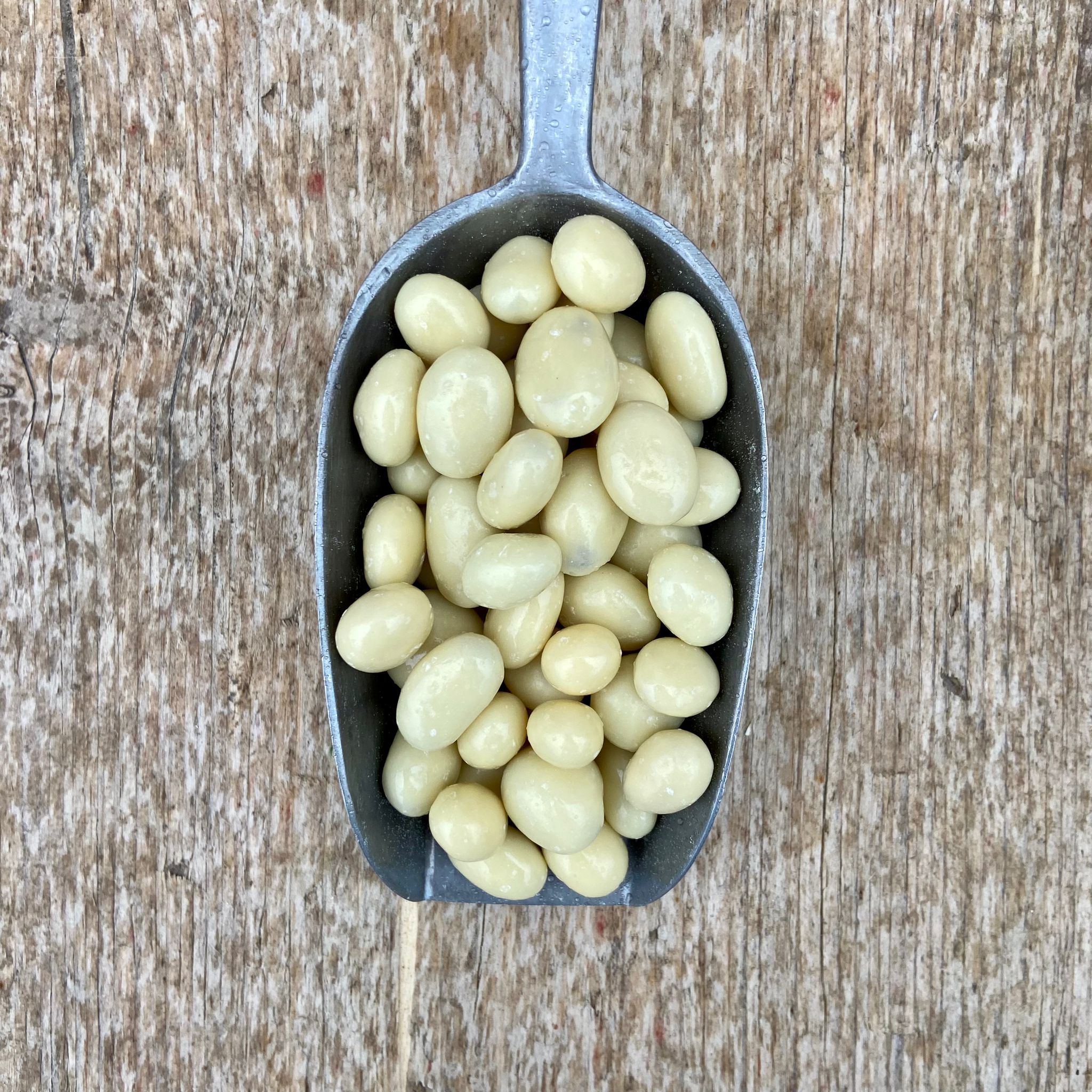 Yoghurt Coated Raisins – Lemon and Jinja